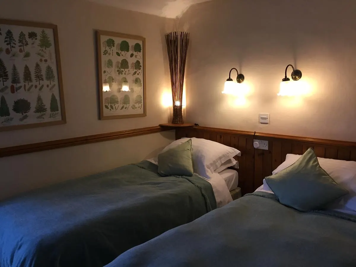 The Bull Inn West Tanfield Ripon 4*,